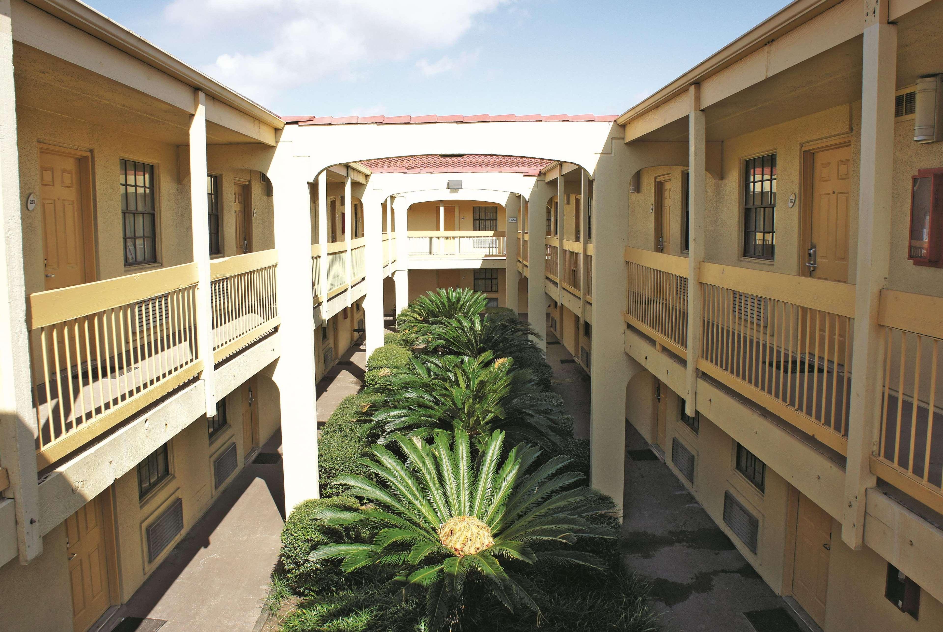 La Quinta Inn By Wyndham Clute Lake Jackson Eksteriør billede